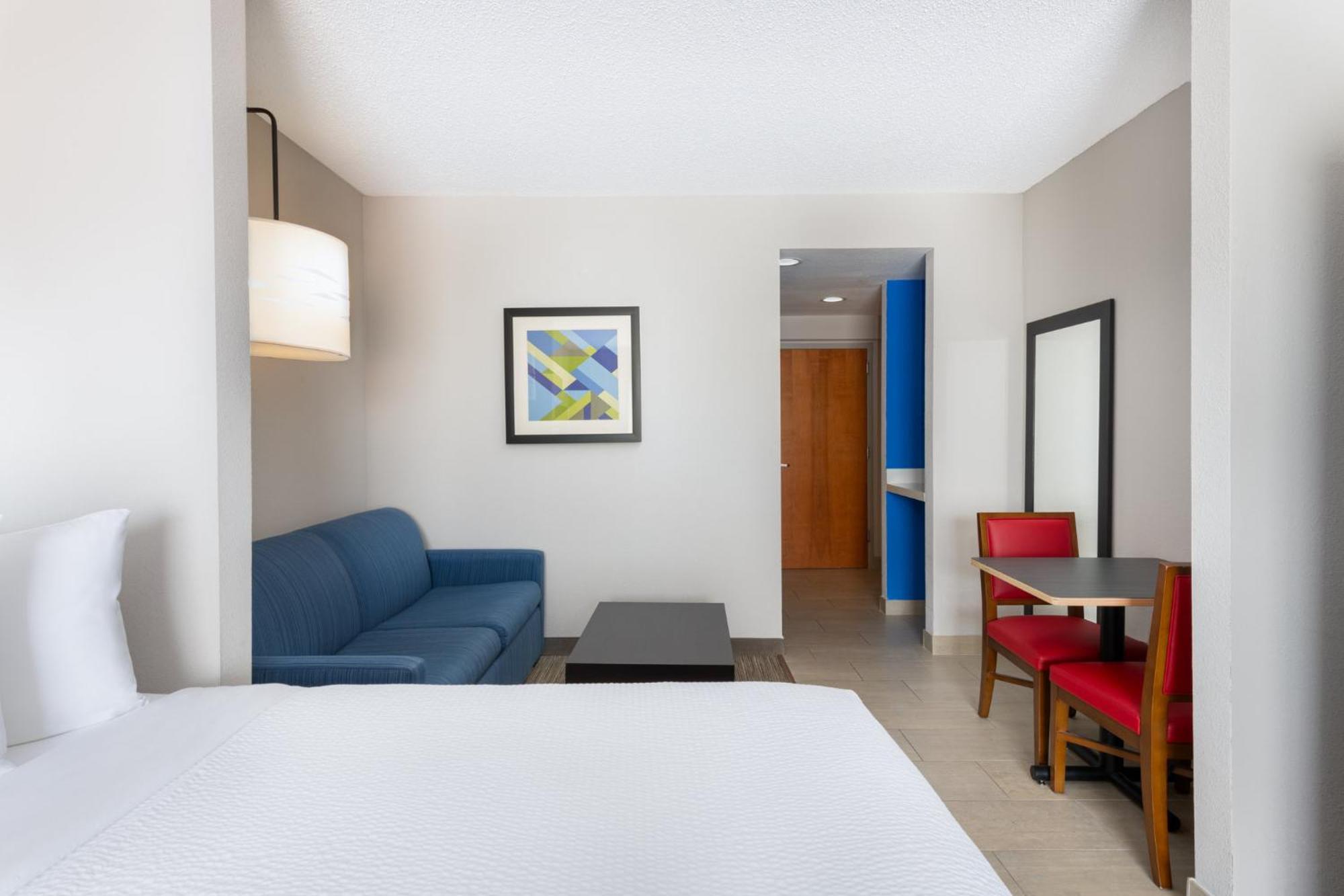 Holiday Inn Express - Spring Hill By Ihg Exterior photo