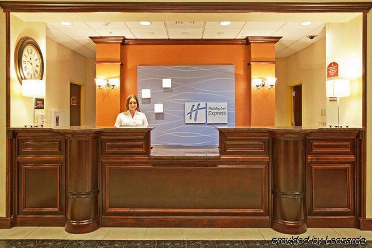 Holiday Inn Express - Spring Hill By Ihg Interior photo